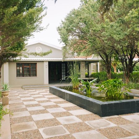 Villa Brocant Guest House Vryburg Екстер'єр фото