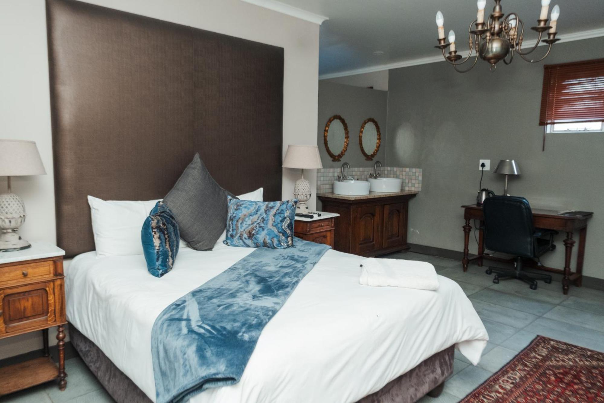 Villa Brocant Guest House Vryburg Екстер'єр фото