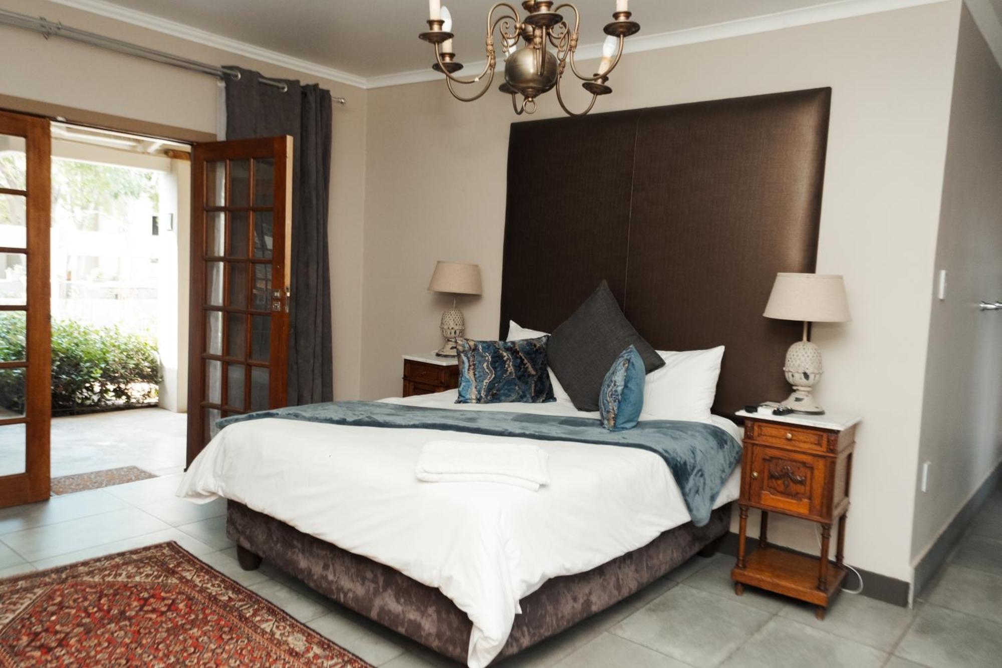 Villa Brocant Guest House Vryburg Екстер'єр фото