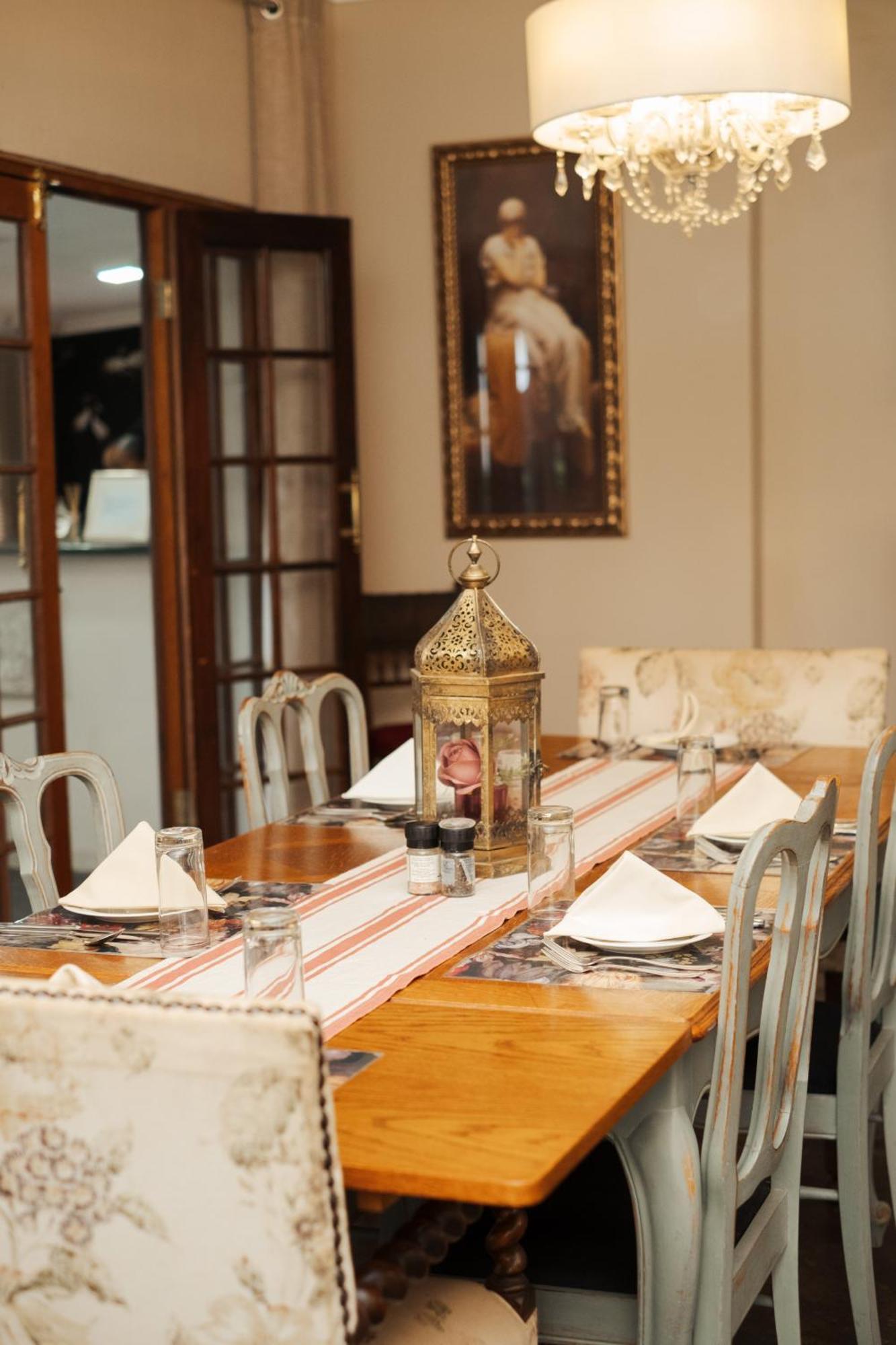Villa Brocant Guest House Vryburg Екстер'єр фото