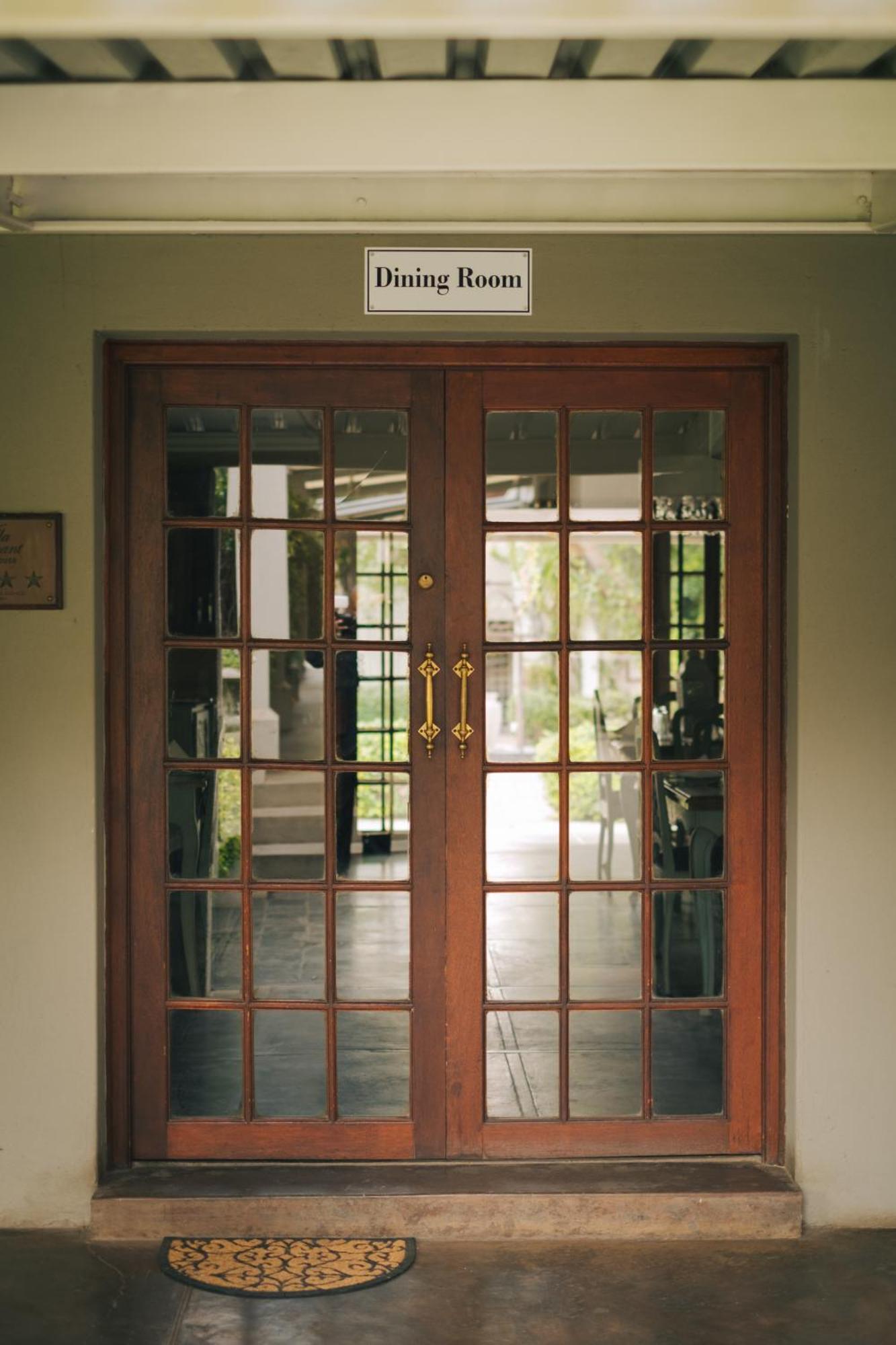 Villa Brocant Guest House Vryburg Екстер'єр фото