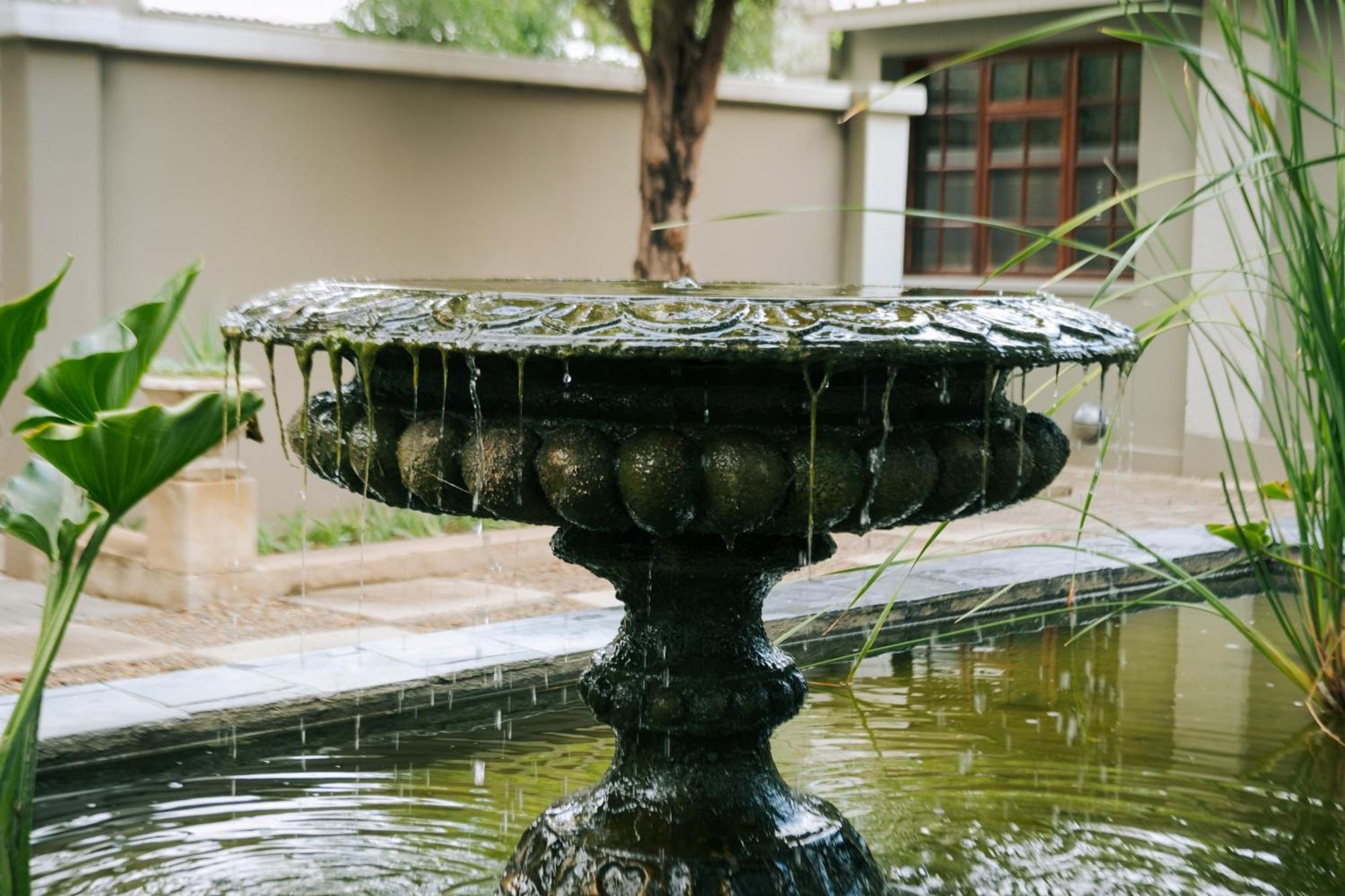 Villa Brocant Guest House Vryburg Екстер'єр фото