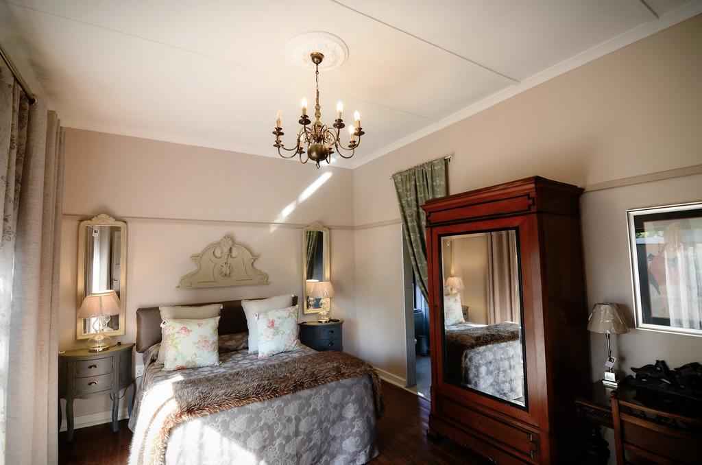 Villa Brocant Guest House Vryburg Екстер'єр фото