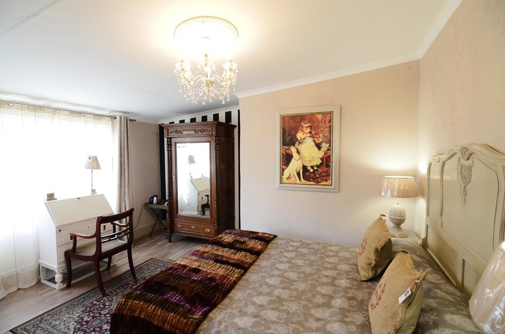 Villa Brocant Guest House Vryburg Екстер'єр фото
