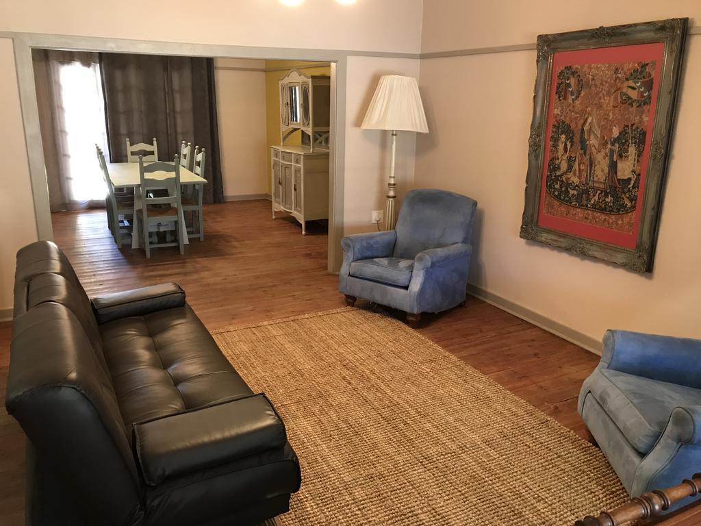 Villa Brocant Guest House Vryburg Екстер'єр фото