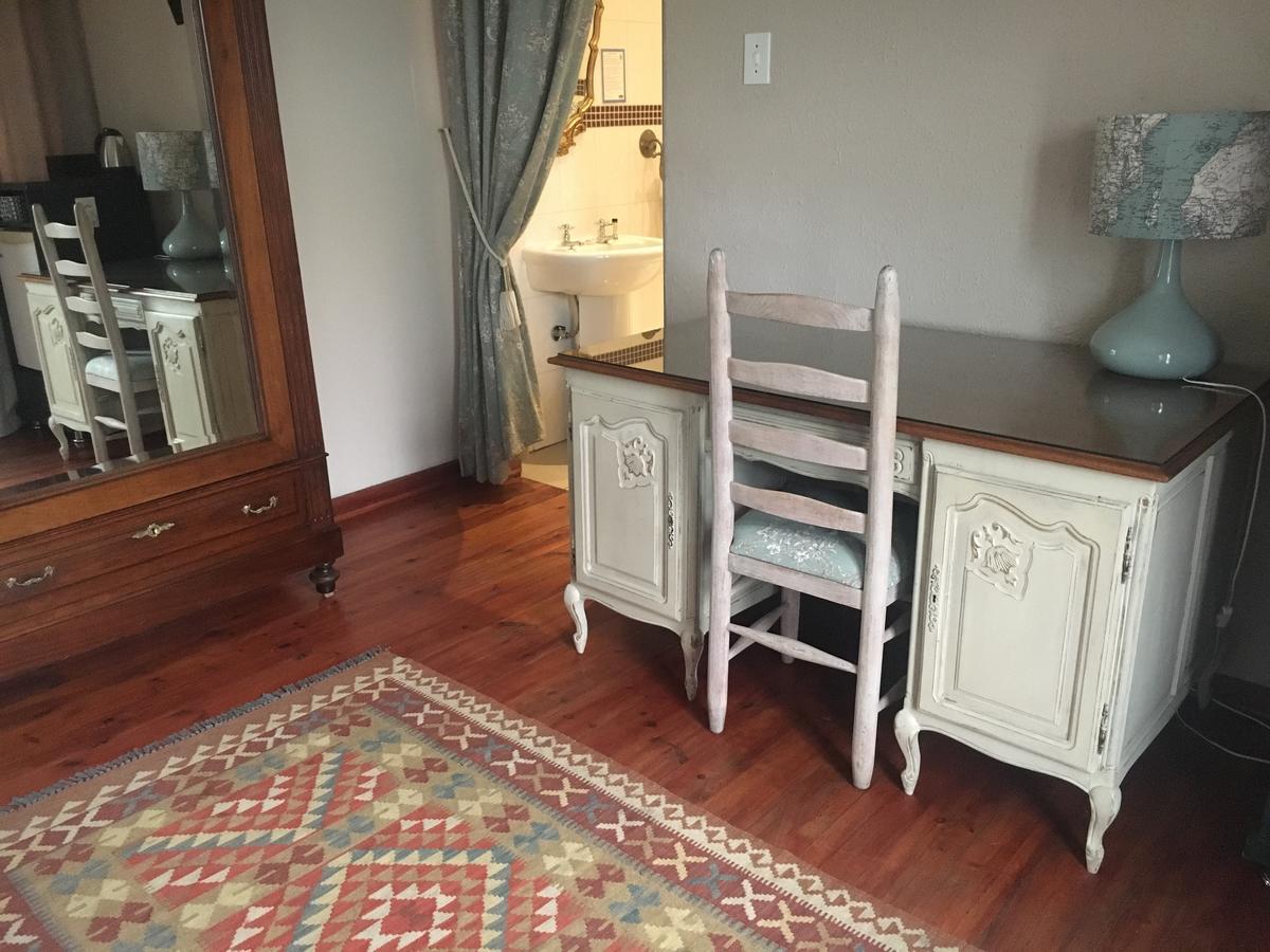 Villa Brocant Guest House Vryburg Екстер'єр фото