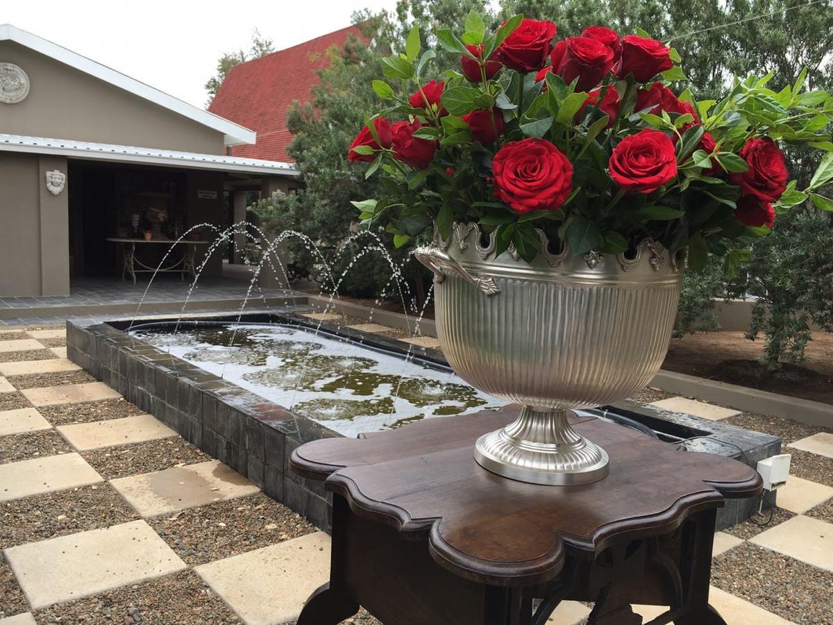 Villa Brocant Guest House Vryburg Екстер'єр фото